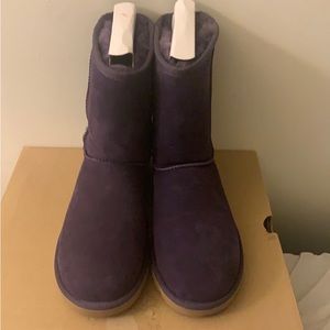UGG classic short 2